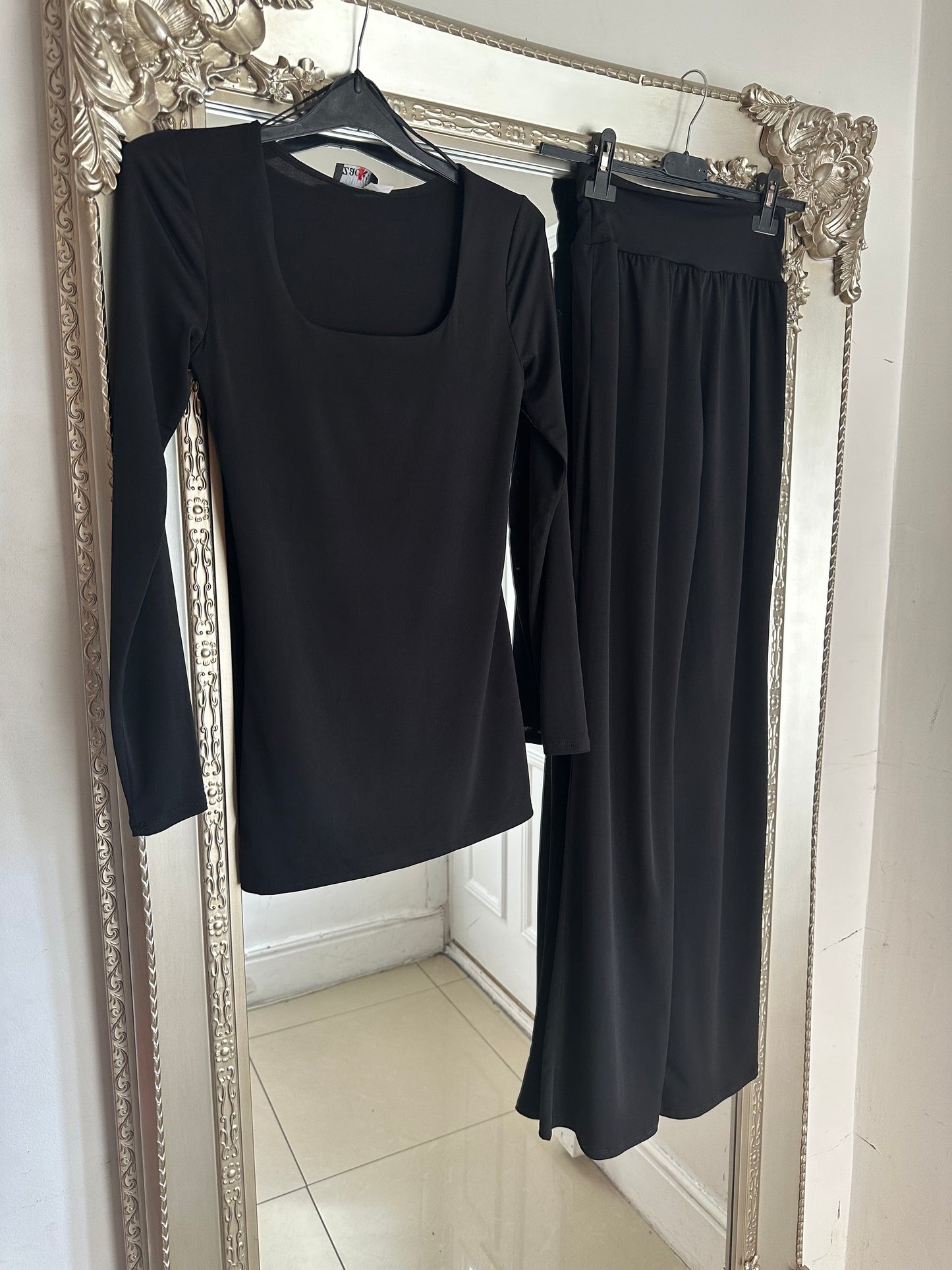 ‘London’ Square Neck Top & Flare Set