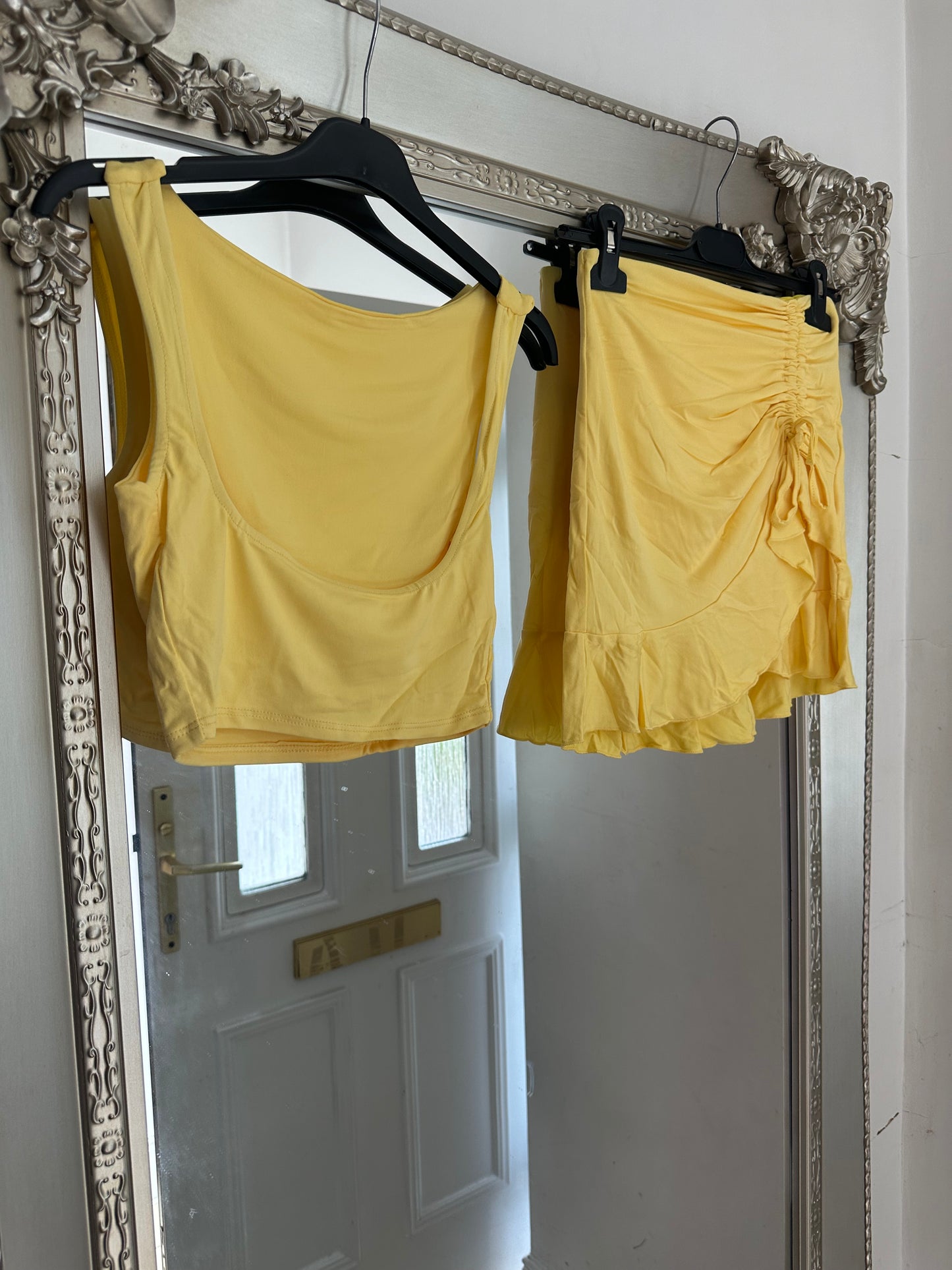 ‘Yvonne’ Crop and Ruched Skirt Set
