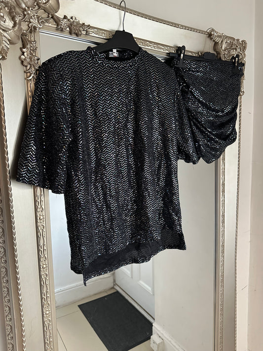 ‘Jude’ Sparkly Skirt Suit